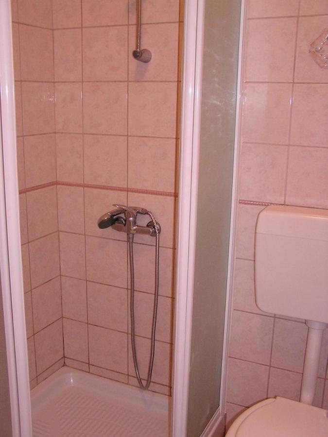Apartman Justinic Šilo Exteriör bild