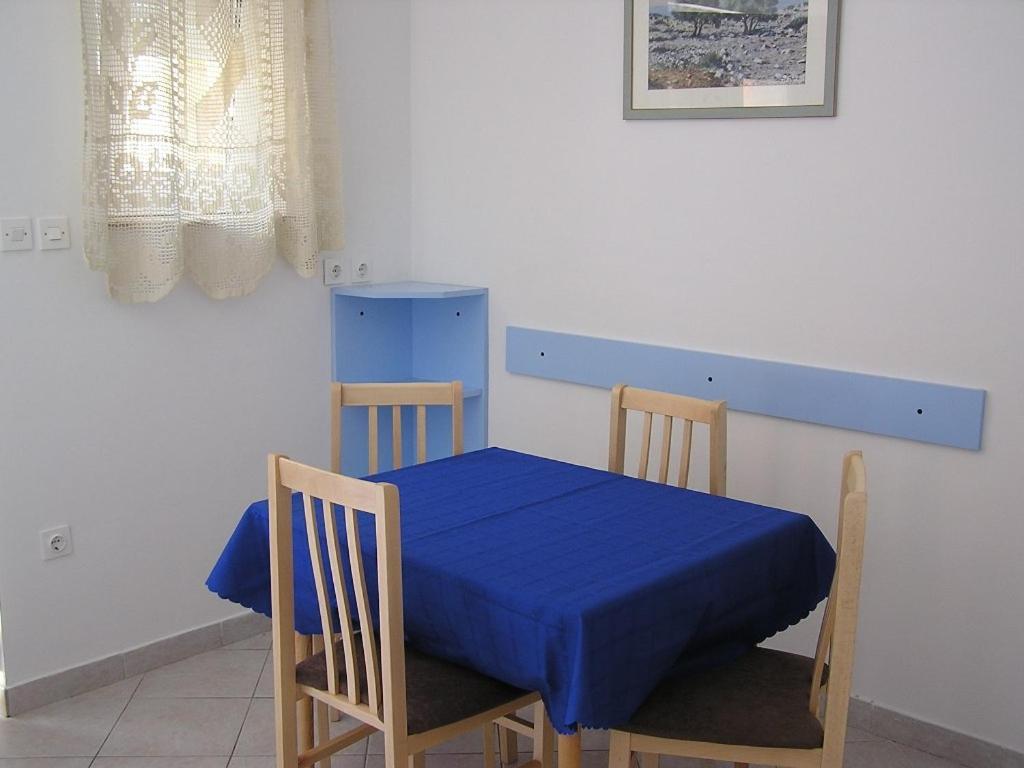 Apartman Justinic Šilo Exteriör bild