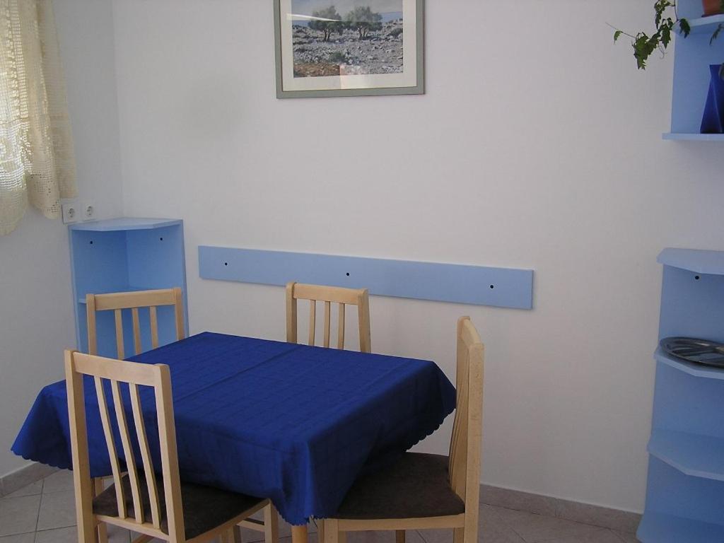Apartman Justinic Šilo Exteriör bild