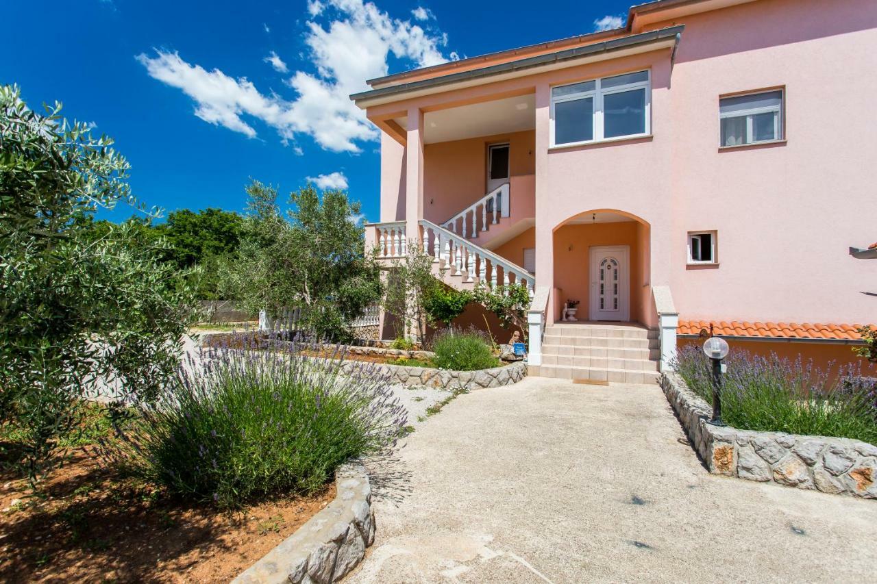Apartman Justinic Šilo Exteriör bild